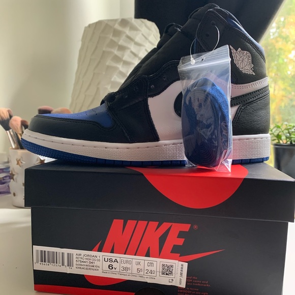 Jordan 1 - Picture 2 of 4